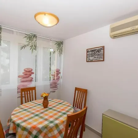 Rose Apartament *